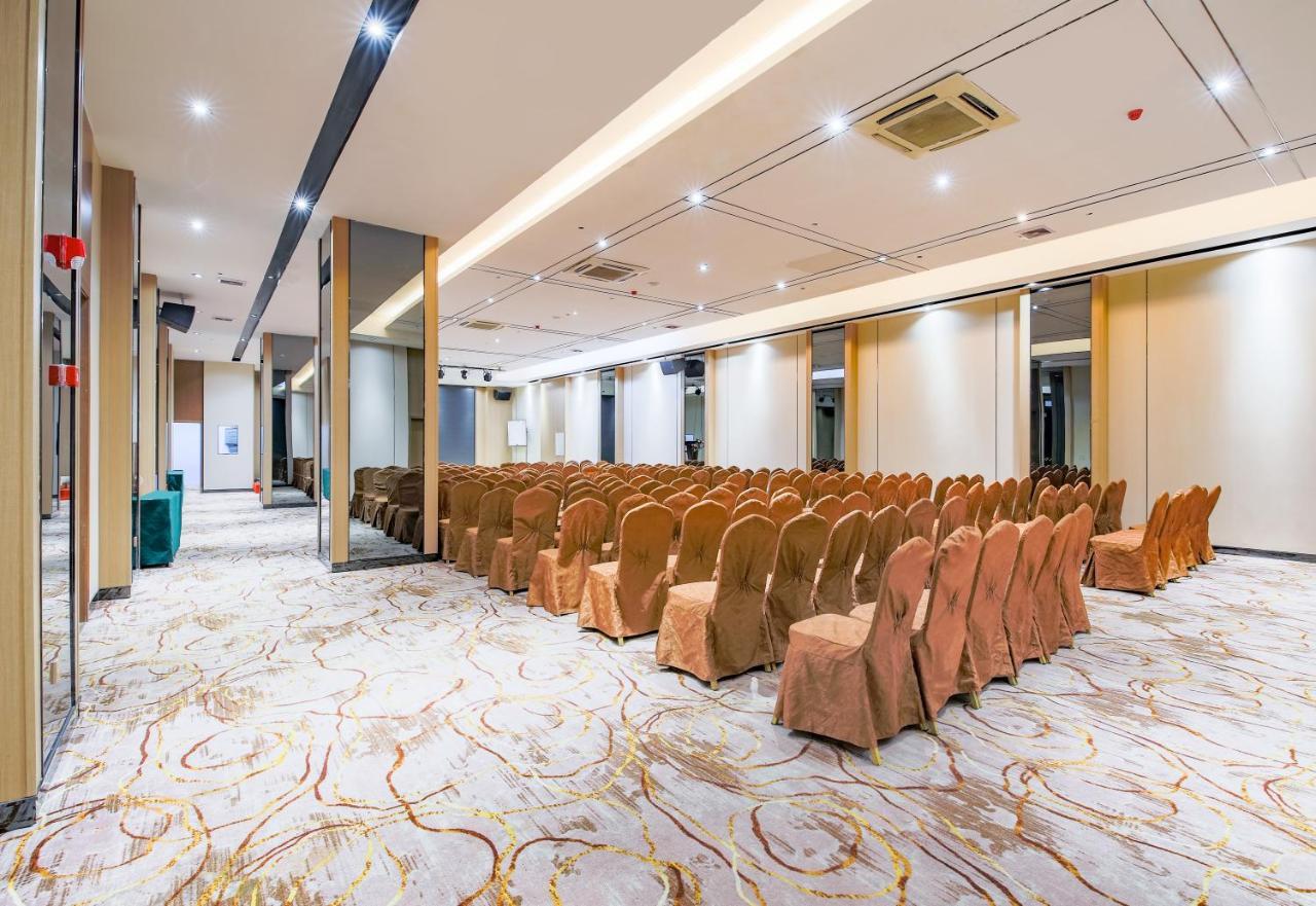 Tomorrow West Hotel Shenzhen Extérieur photo